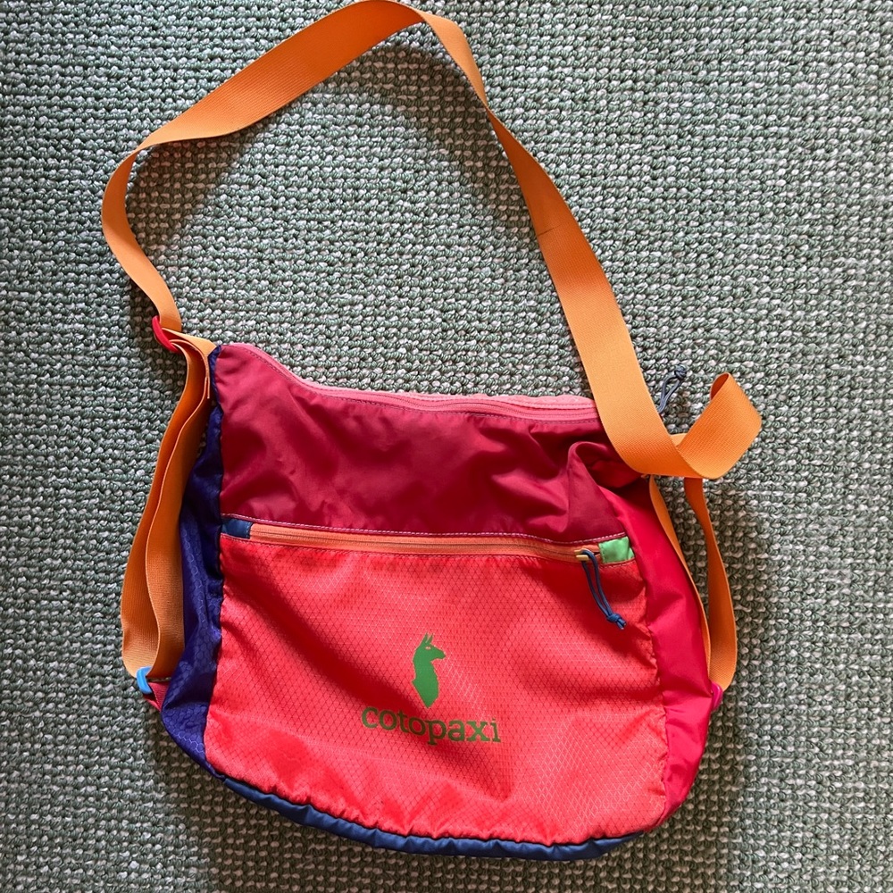 Cotopaxi Taaal Covertoble tote, assorted colors